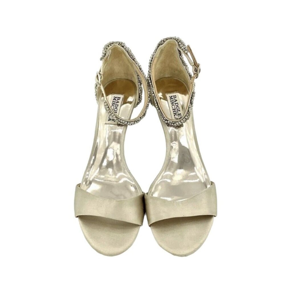 Badgley Mischka Yareli Beige Satin Kitten Heel Rhinestone Sandals SZ 7.5 - Picture 2 of 12